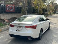 تويوتا أفالون